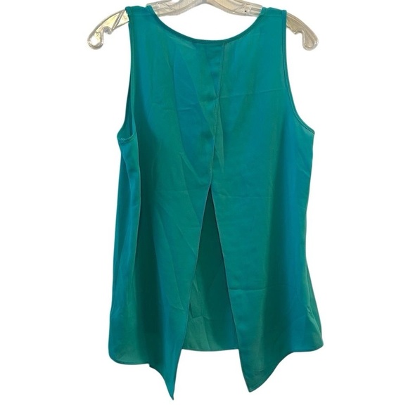 Express Women's Split Back Tank Top Green Size M Sleeveless Scoop Neck - Picture 2 of 6